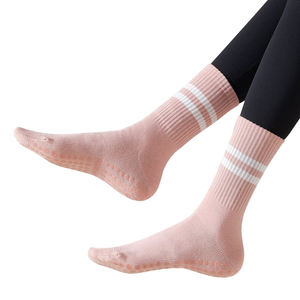 Женские 100% хлопчатобумажные трикотажные носки для йоги, Пилатес, нескользящие носки в спортивном стиле для зимы, весны, лета, с логотипом, унисекс - Product Image 1