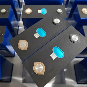 EV E 3.2V 280Ah LF280K LiFePO4 Pil Hücresi A Sınıfı Derin Deşarjlı yüksek güvenlikli uzun ömürlü güneş enerjisi, karavan ve şebeke dışı güç depolaması için - Product Image 1