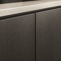 Armoire de rangement îlot avec plateau en granit artificiel, portes en mélamine et structure modulaire en contreplaqué pour projet d'appartement
