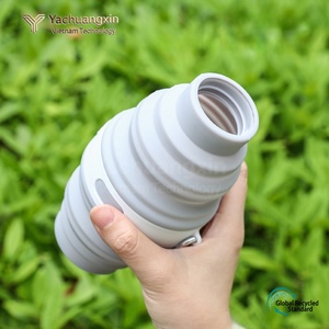 Botella de Agua Plegable de Silicona Rosa, Portátil, para Senderismo, Camping y Uso al Aire Libre - Product Image 6