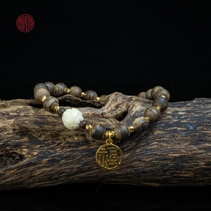 Pulsera Premium de Agarwood de 6mm con Madera de Oud Rara, Piedras Tibetanas Mixtas y Dije de Oro, Estilo 16, Accesorio - Product Image 3