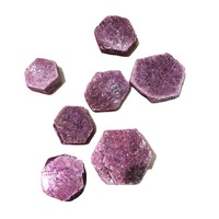 Grosir batu delima alami spesimen Mineral kristal korundum merah untuk koleksi ukiran perhiasan kerajinan kristal lainnya
