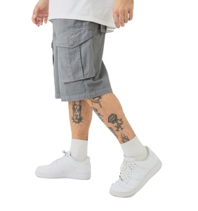 Shorts de sport vintage 100% coton sarja, taille mi-haute, avec strass, légère compression, d'occasion, légers, 3/4 pour homme - Product Image 1