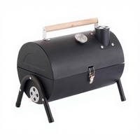 Barbecue portable au charbon de bois avec thermomètre intégré, corps en acier et pieds de support pour le camping, les pique-niques et la cuisine en plein air