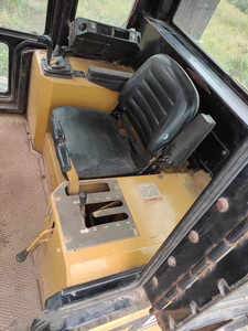 รถปราบดินมือสองรถปราบดิน D6G ใช้ D6T D6 D6H D6R - Product Image 5