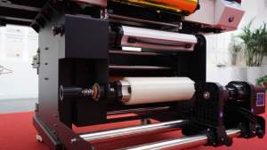 <span class=keywords><strong>Impresora</strong></span> de Inyección de Tinta UV DTF Automática Nueva para XP600 F1080, 30 cm, A3, 4 Cabezales, Máquina de Impresión de Adhesivos con Tinta UV - Product Image 5