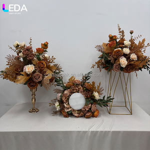 ของตกแต่งโต๊ะงานเลี้ยงสไตล์คลาสสิก LEDA โทนสี "มาลล์ยาร์ด" ฤดูใบไม้ร่วง ลูกบอลดอกกุหลาบสำหรับงานแต่งงาน - Product Image 2