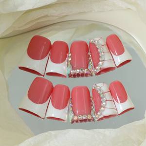 Vente en gros d'ongles artificiels en acrylique haut de gamme faits à la main, faux ongles en forme de bec de canard à couverture complète, manucures françaises, strass, personnalisables - Product Image 3