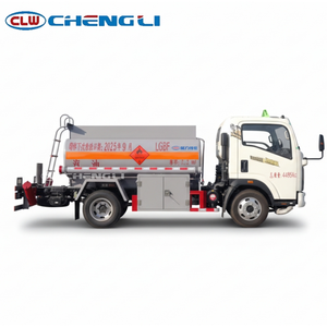 Camion-citerne à carburant diesel 4X2, camion distributeur de carburant mobile CLW, camion-citerne à huile, norme d'émission Euro 2-6 pour la livraison de carburant - Product Image 2