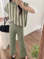 Ensemble Décontracté d'Été Deux Pièces Grande Taille Femme, Tricot Lâche Régulier Rayé Respirant en Polyester Gaufré, Pull et Pantalon Large