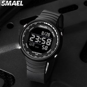 Reloj Deportivo SMAEL 1925 con Pantalla LED Digital, Cronógrafo, Resistente al Agua 5ATM, Correa de Plástico para Hombre - Product Image 4