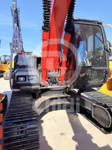 Secondhand Hitachi Digger ZX120 High Quality <b>Machine</b> 12Ton Hitachi Used <b>Excavator</b> ZX120 ZX130W ZX135 ZX200 ZX210 for Sale - Product Image 4