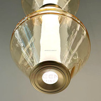 Lustres et lampes suspendues modernes Minimalistes en métal et en verre Lampe LED Température de couleur chaude pour la maison Bureau Salon Chambre à coucher