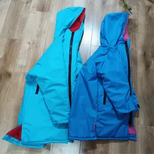 Roupão de mudança de roupa infantil à prova d'água, casaco de surf, poncho, parka de natação com zíper e forro de lã