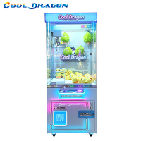 Machine à griffes d'arcade Lucky Cat en acier inoxydable à monnayeur avec interface anglaise pour la distribution de peluches et les centres de jeux