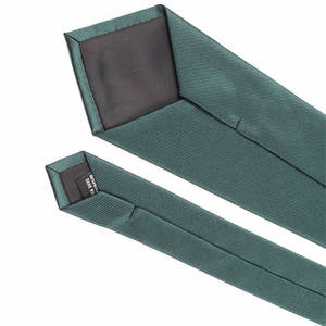 Top Seller Productos 100% Poliéster Corbata hecha a mano Servicio OEM Patrón clásico Corbatas personalizadas para trabajadores de oficina - Product Image 3