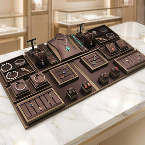 Expositor de Lujo para Joyería: Sets de Soportes de Exhibición de Anillos, Pulseras y Pendientes Marrones de Alta Gama para Mostrador de <span class=keywords><strong>Tienda</strong></span> - Product Image 1
