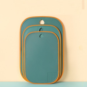 Tabla de cortar de plástico sin BPA de tamaño mediano para uso en cocina, ideal para cortar trigo - Product Image 1
