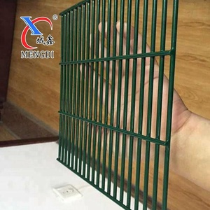 Chất lượng cao chống trộm hàng rào 358 chống leo lên hàng rào an ninh cao hàng rào 358 lưới Nhà Tù hàng rào với dây thép gai - Product Image 2