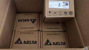 PLC Compacto Avanzado Delta DVP12SA211R, 2 Ejes, Interpolación Lineal en Arco, Relé para Maquinaria de Etiquetado - Product Image 4