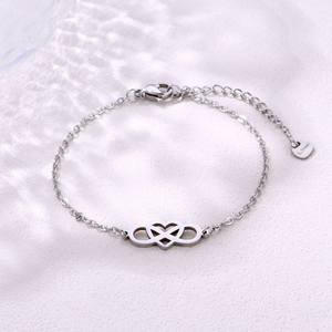 Collar y Pulsera de Cadena con Colgante de Corazón de Aleación Tiyo, Diseño Geométrico, Joyería Unisex, Origen Zhejiang, Chapado en Oro/Plata de 14K, XLY149 - Product Image 3