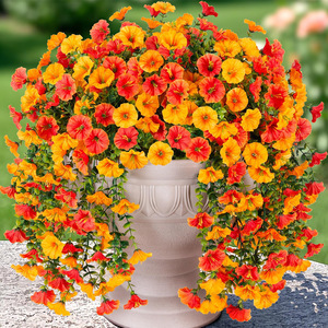 Guirnalda Artificial de Gloriosas Bicolor Naranja y Amarillo para Decoración de Jardín y Patio Exterior, Colgante de Pared de Tela de Poliéster Plástico - Product Image 1