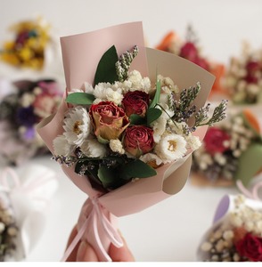 Décoration de table moderne en herbe de <span class=keywords><strong>pampa</strong></span> artificielle réaliste miniature de luxe, arrangement floral en soie fait main - Product Image 3