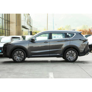 سيارة شيري جيتور X70 بلس 2024 إصدار ديلوكس 5 مقاعد 1.5T بنزين/بترول مستعملة - Product Image 3