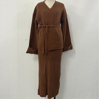 Ensemble jupe et haut en maille tricotée, collection 2026 : Cardigan élégant et jupe unie, tenue de soirée, bureau ou quotidienne, deux pièces.