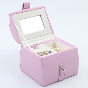 Caja <span class=keywords><strong>de</strong></span> Almacenamiento <span class=keywords><strong>de</strong></span> Joyas Personalizada <span class=keywords><strong>de</strong></span> Alta Calidad, Estuche <span class=keywords><strong>de</strong></span> Regalo <span class=keywords><strong>de</strong></span> Joyería Portátil <span class=keywords><strong>de</strong></span> Viaje con Asas - Product Image 3