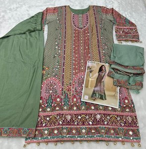Moda Pakistaní, Elegante Salwar Kameez Tradicional Indio con Estampado Digital y Trabajo ZAari, para Fiestas, Tela de Piel sin Coser - Product Image 4