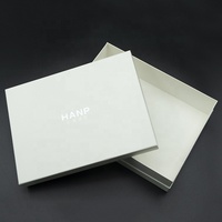 Boîtes cadeaux en papier d'art de luxe modernes à étiquette privée avec logo personnalisé, design pliable et recyclable