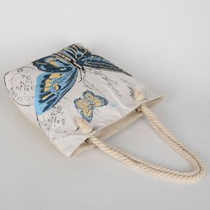 Sac de plage d'été de haute qualité avec broderie, grande capacité, poignée en corde de coton, sac fourre-tout en toile pour femme, vente en gros - Product Image 3
