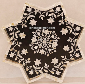 Plateau artisanal bohème en nacre pour le Ramadan et l'Aïd |   Plateau de service élégant et flexible pour aliments et boissons, dattes, noix, desserts - Product Image 1