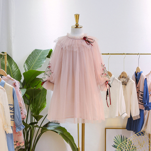 Vêtements pour enfants, boutique de vêtements pour enfants en Inde, designs de broderie à la main, robes de princesse pour filles, robes de fête, disponible en ligne dans un magasin de vente en ligne - Product Image 2