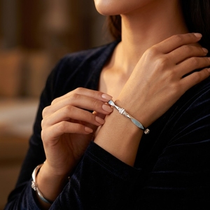 Pulseras de Plata de Ley 925 para Bebé, Par con Diseño de Patrón Azul, Joyería Ajustable para Muñeca de Niños, Pulseras Elegantes para Uso Diario - Product Image 2