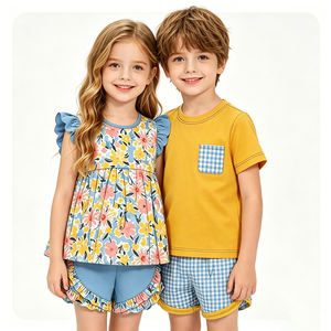 Tenues d'été personnalisées jaunes pour bébés garçons et filles, combinaisons en gros pour frères et sœurs, vêtements de haute qualité pour boutiques et usines - Product Image 1