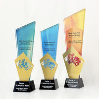 Trophée en cristal personnalisé, trophée en cristal en forme de tour lumineux personnalisé avec base lumineuse