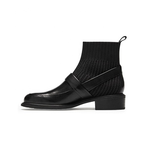 Stivaletti da donna in pelle lavorata a maglia <span class=keywords><strong>con</strong></span> fibbia decorazioni in pelle nera - Product Image 4