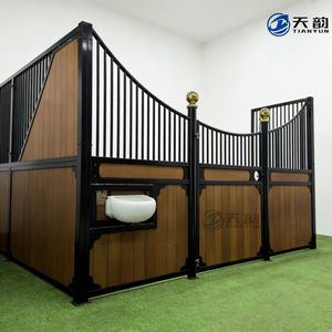 Écurie préfabriquée extérieure pour chevaux, galvanisée à chaud, revêtue <span class=keywords><strong>de</strong></span> poudre, avec remplissage en bambou, équipement <span class=keywords><strong>de</strong></span> box pour chevaux - Product Image 3