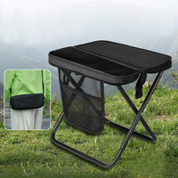 Chaise pliante ultralégère et respirante XFY avec poche de rangement latérale pour le camping, la pêche, la randonnée, le pique-nique et la salle de sport