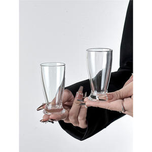 Mini verres <span class=keywords><strong>à</strong></span> liqueur 2oz Verre <span class=keywords><strong>à</strong></span> vodka en mélamine Tasse <span class=keywords><strong>à</strong></span> <span class=keywords><strong>bière</strong></span> avec poignée Verre <span class=keywords><strong>à</strong></span> saké pour Noël Jour de l'An - Product Image 1