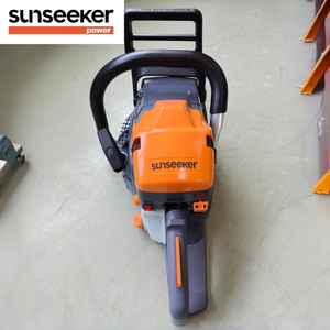 Tronçonneuse industrielle/bricolage <span class=keywords><strong>CS540</strong></span> 40,2 cm³ à essence, guide-chaîne de 18 pouces, moteur sans balais 1,8 kW haute puissance OEM pour la coupe du bois - Product Image 3