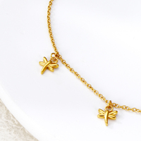 Collier tendance en acier inoxydable avec pendentif libellule et motif géométrique, finition plaquée or PVD pour femmes