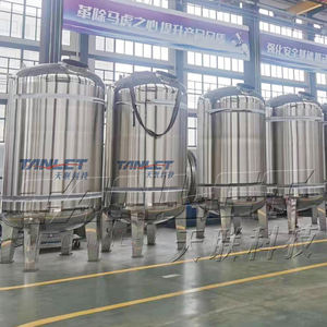 خزانات تخزين أفقية من الفولاذ المقاوم للصدأ للسوائل والمواد الكيميائية والماء والبيرة والحليب بسعة 2000 لتر و3000 لتر وأحجام مخصصة - Product Image 5