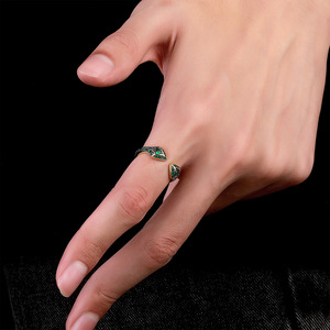 Anneau serpent à double tête de conception créative pour les couples à échanger anneau de <span class=keywords><strong>gardien</strong></span> pièce à main polyvalente réglable - Product Image 2