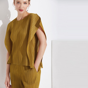 European and American Style Fashion Women's Simple Commuter <strong>Top</strong> Solid Round Neck <strong>Butterfly</strong> <strong>Sleeve</strong> Women's Dress - Product Image 2