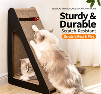 Planche à gratter triangulaire pour chat, personnalisée, écologique, OEM/ODM, en forme de prisme triangulaire, en carton ondulé, grattoir pour animaux de compagnie