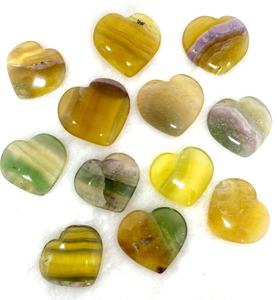Cosmic Glow Multi Fluorite Puffy Heart Fluorite curativo pulido para amor espiritual y limpieza de energía Talismán de bolsillo - Product Image 1