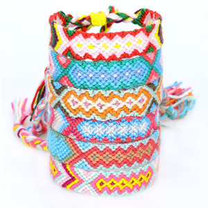 Tali warna-warni pelangi buatan tangan desain sederhana anyaman kabel benang katun Gelang persahabatan <span class=keywords><strong>Nepal</strong></span> - Product Image 5
